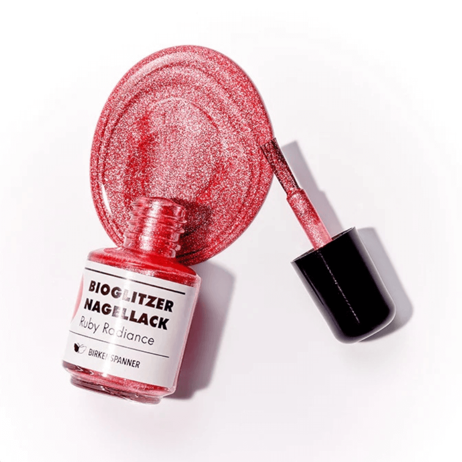 Birkenspanner Bioglitzer Nagellack Ruby Radiance ausgelaufen