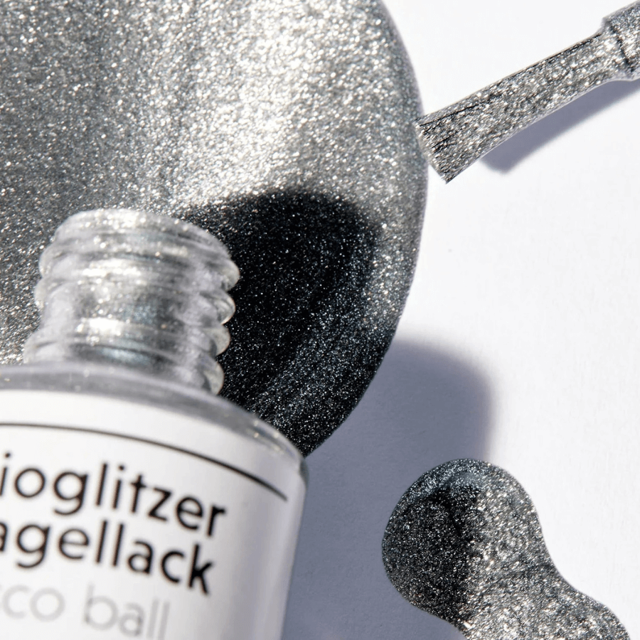 Geöffneter Bioglitzer Nagellack von Birkenspanner Disco Ball