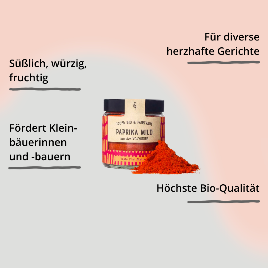 Milde Paprika in Glasverpackung mit Gewürzhäufchen von vorne mit Impact