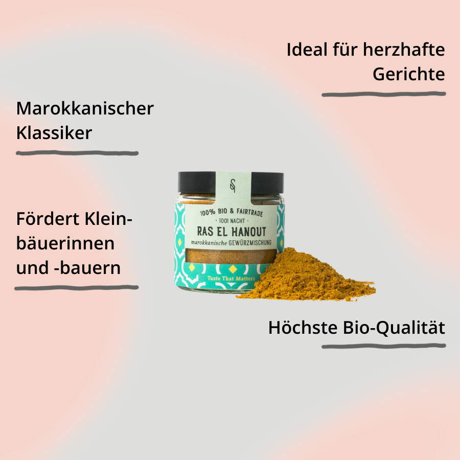 Ras el Hanout in Glasverpackung mit Gewürzhäufchen von vorne mit Impact