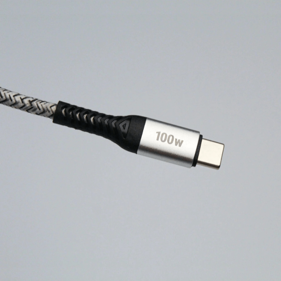 Die andere Seite des Syllucid Origin USB C zu C Kabels