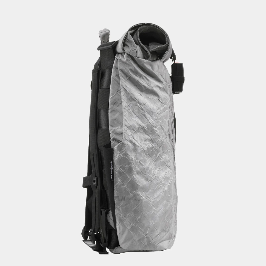Rolltop Biq von airpaq – grau von der Seite