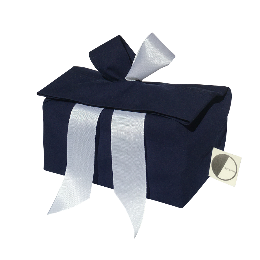 Blaues Geschenk mit weißer Schleife