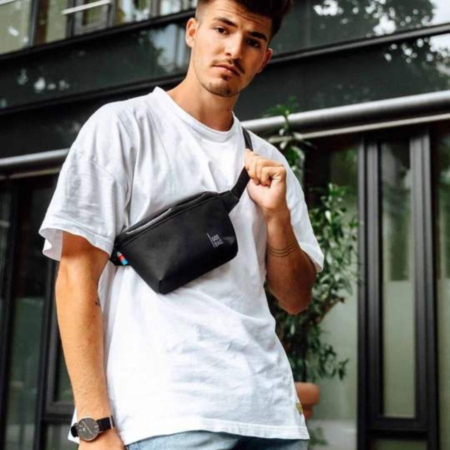 Hip Bag mit Schultergurt