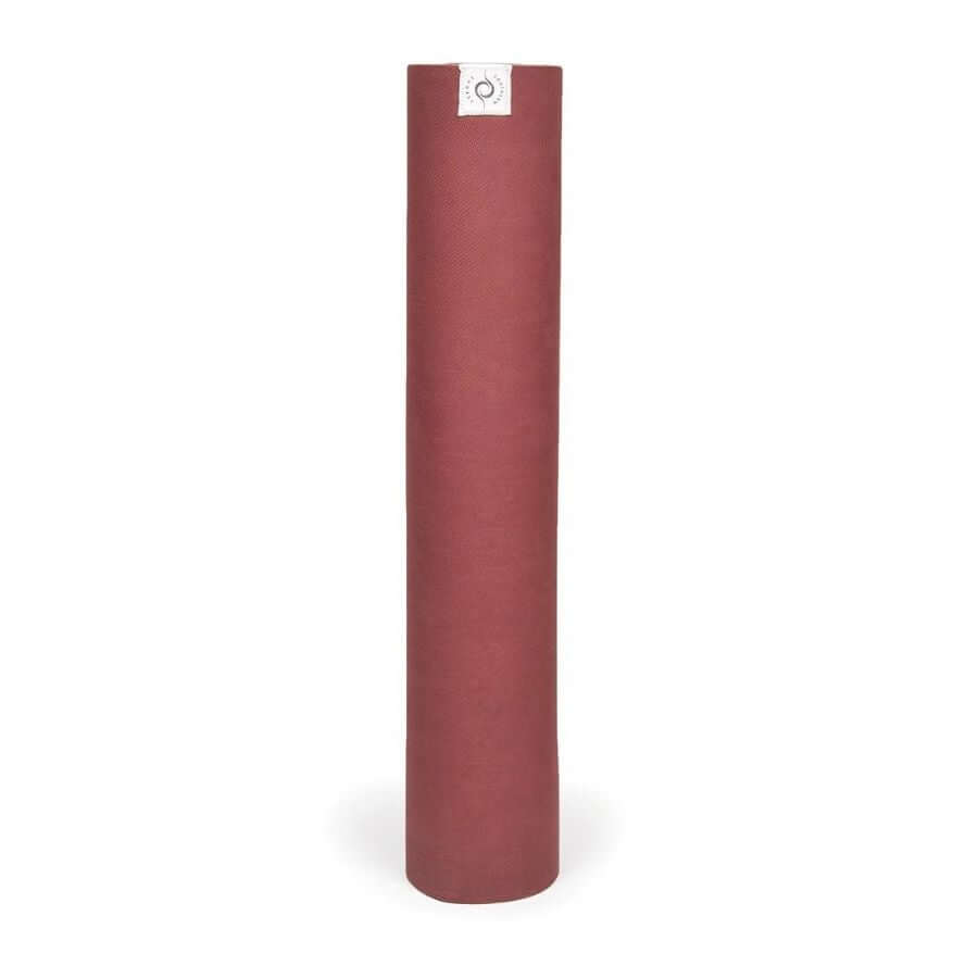 Rote Ocean Mat eingerollt