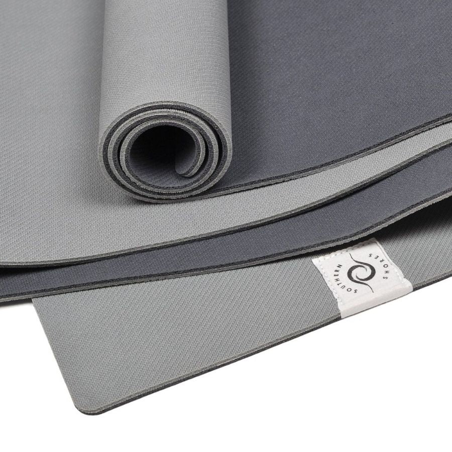 Graue Ocean Mat von der Seite