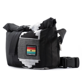 Moderne Bauchtasche Cyclo Travel Sling von Ethnotek – Kente von vorne