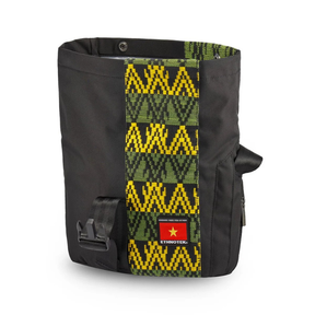 Moderne Bauchtasche Cyclo Travel Sling von Ethnotek – Vietnam 9 von vorne, nach oben geöffnet
