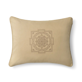 Shakti Premium Kissen – Sand von hinten