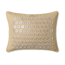 Shakti Premium Kissen – Sand von vorne