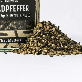 Steakpfeffer mit Gewürzhäufchen