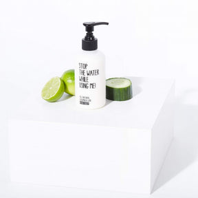 Cucumber Lime Handbalsam neben Zutaten 