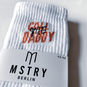 Mstry Socken Call me Daddy Nahaufnahme von der Stickerei