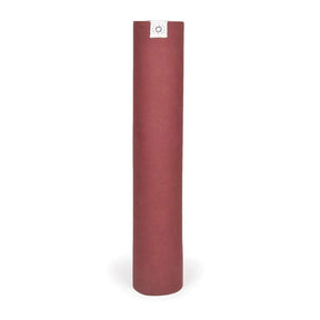 Rote Ocean Mat eingerollt