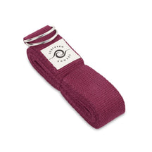 Roter Yoga Gurt